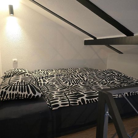 Kod Dida Apartment Gospic Exterior photo